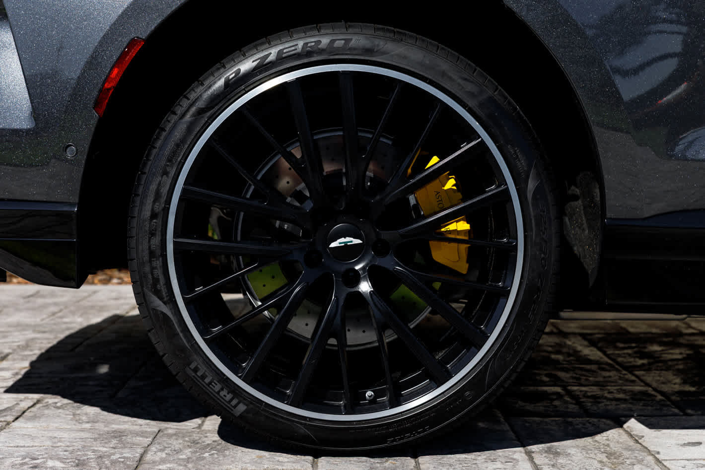 Used 2023 Aston Martin DBX 707 image 22