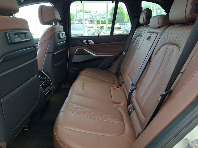 Used 2021 BMW X5 M50i w/ Executive Package AWD/4WD image 10