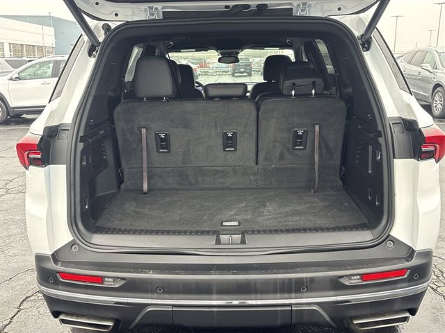 Used 2025 Buick Enclave Preferred w/ LPO, Floor Liner Package image 26