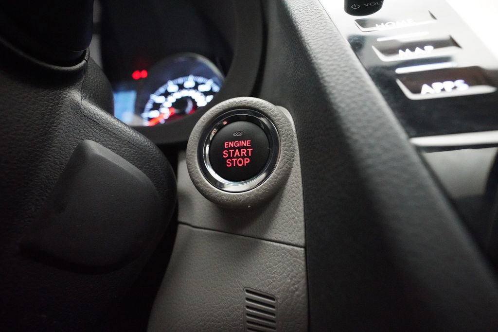 Used 2016 Subaru Forester 2.5i Touring w/ Eyesight & Navigation System image 32