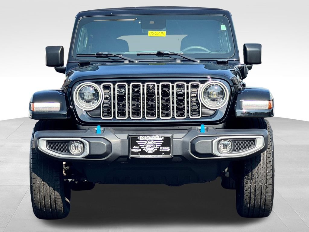 Used 2024 Jeep Wrangler Unlimited Sahara w/ Technology Group AWD/4WD video 2