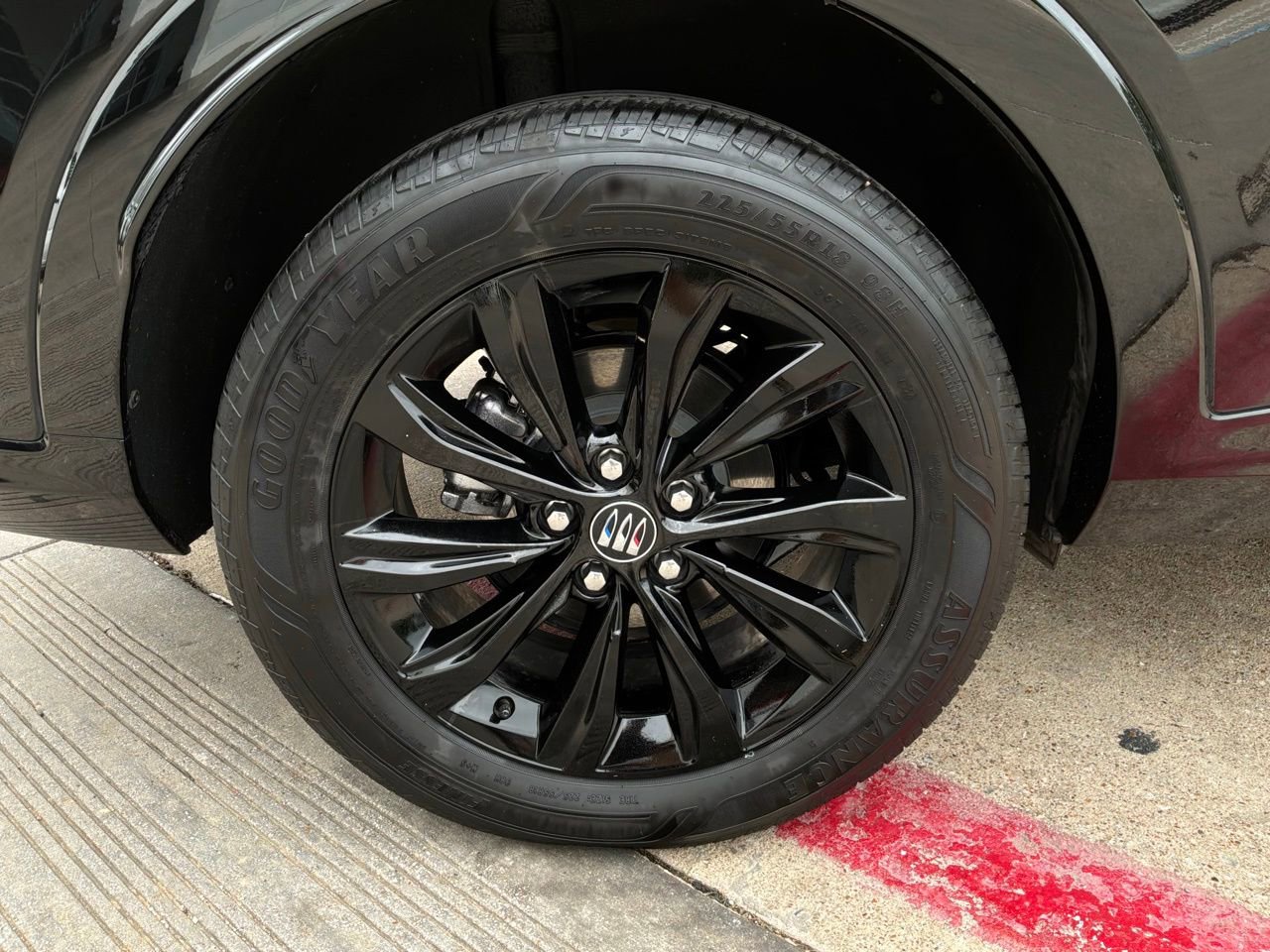 Used 2025 Buick Envista Sport Touring image 9