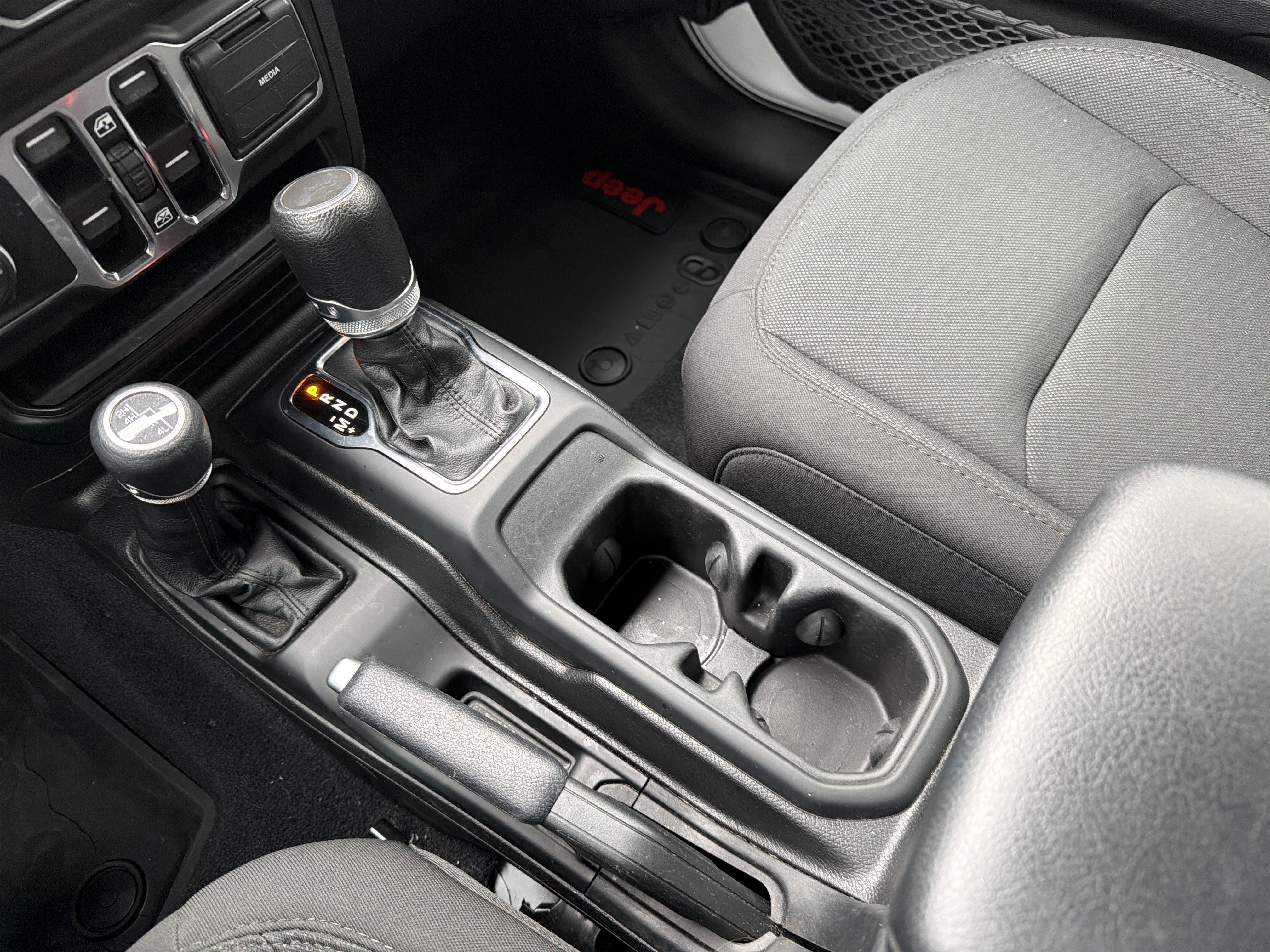 Certified 2023 Jeep Wrangler Willys AWD/4WD image 21