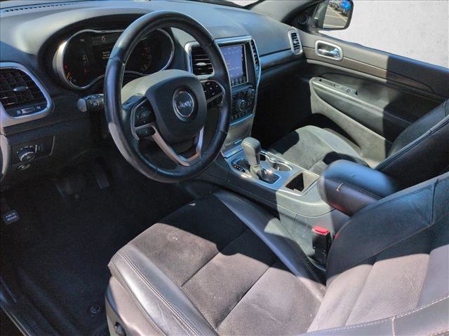 Used 2018 Jeep Grand Cherokee Altitude image 10