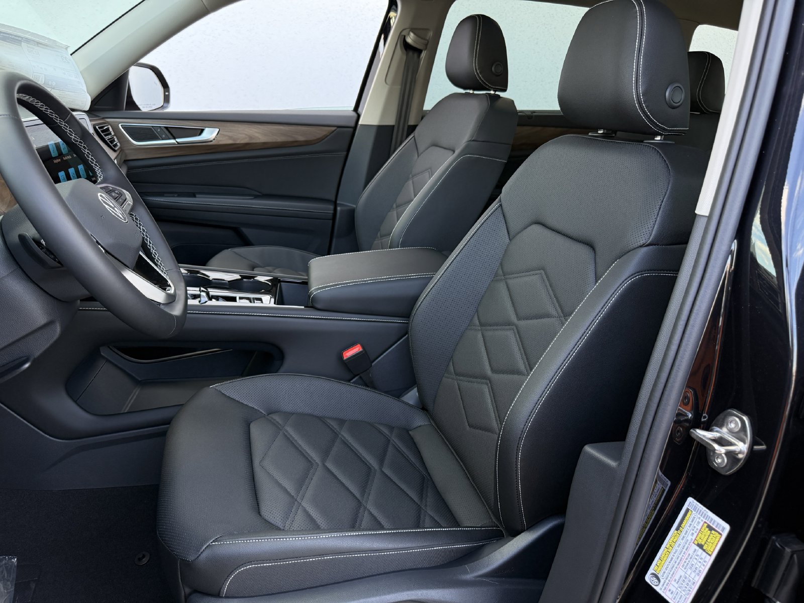 New 2026 Volkswagen Atlas SE FWD image 21