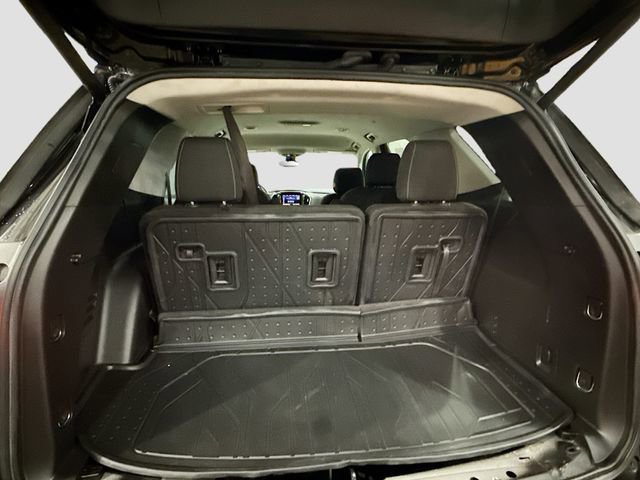 Used 2021 Chevrolet Traverse LT image 26