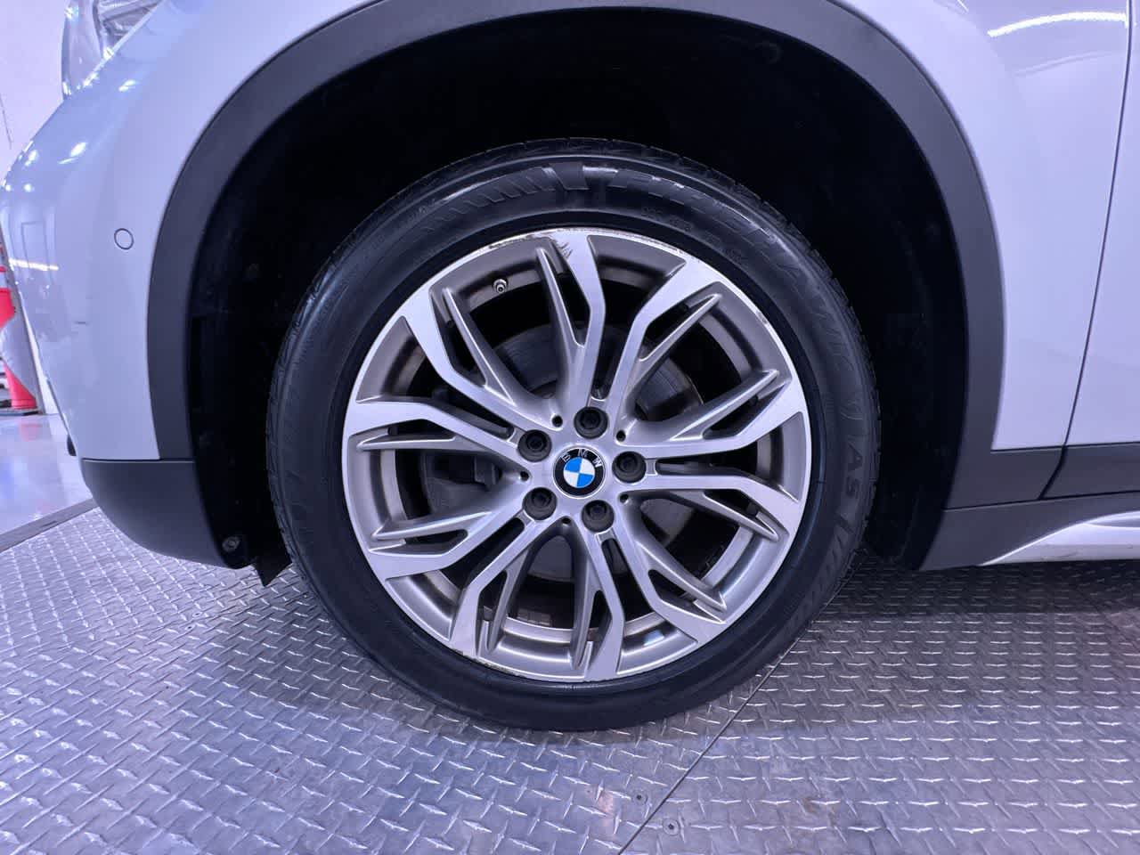 Used 2016 BMW X1 xDrive28i AWD/4WD image 10