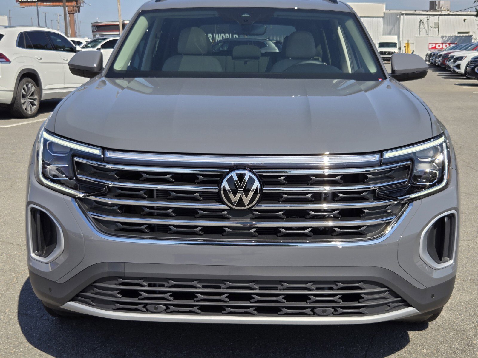 New 2026 Volkswagen Atlas SE image 14