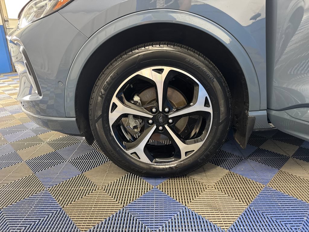 Certified 2024 Ford Escape ST-Line Elite w/ Premium Technology Package AWD/4WD image 27