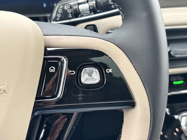 New 2026 Lincoln Corsair Premiere image 27