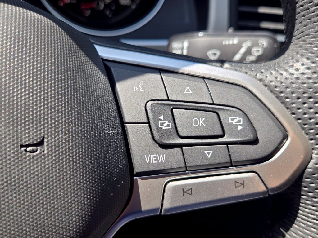 Used 2021 Volkswagen Atlas SE w/ Panoramic Sunroof Package FWD image 27