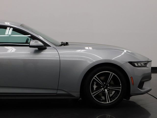 Used 2024 Ford Mustang Premium image 15