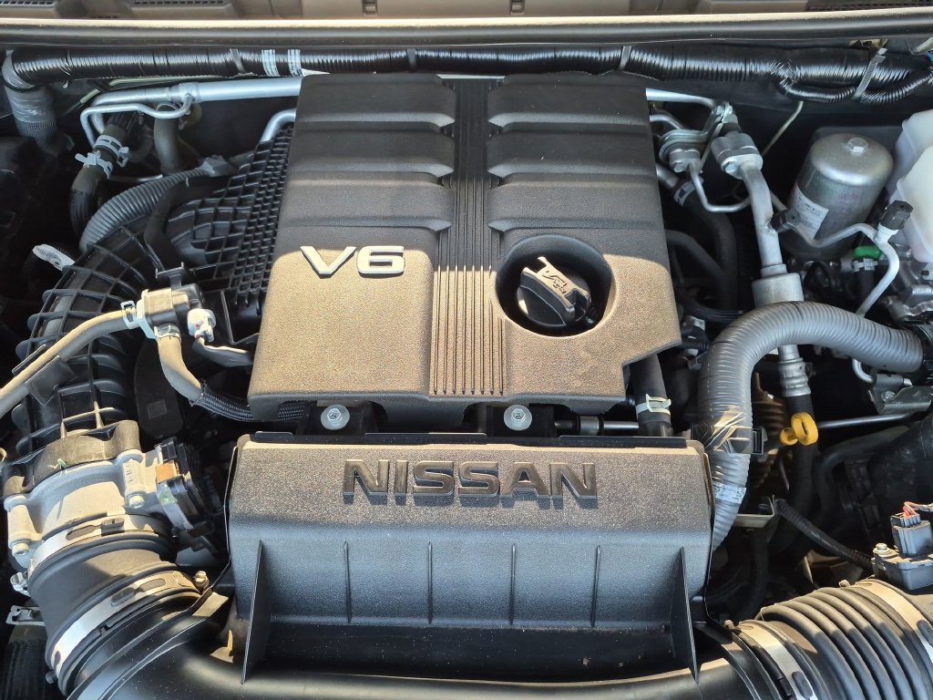 Used 2023 Nissan Frontier SV w/ SV Convenience Package AWD/4WD image 13
