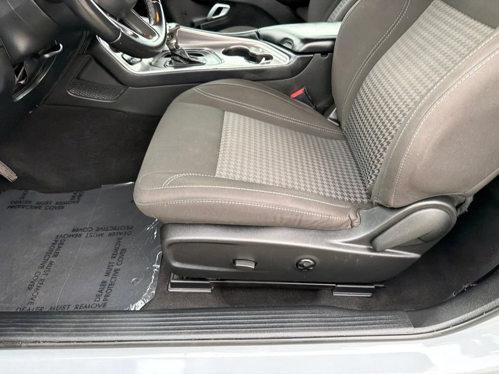 Used 2021 Dodge Challenger SXT RWD image 24