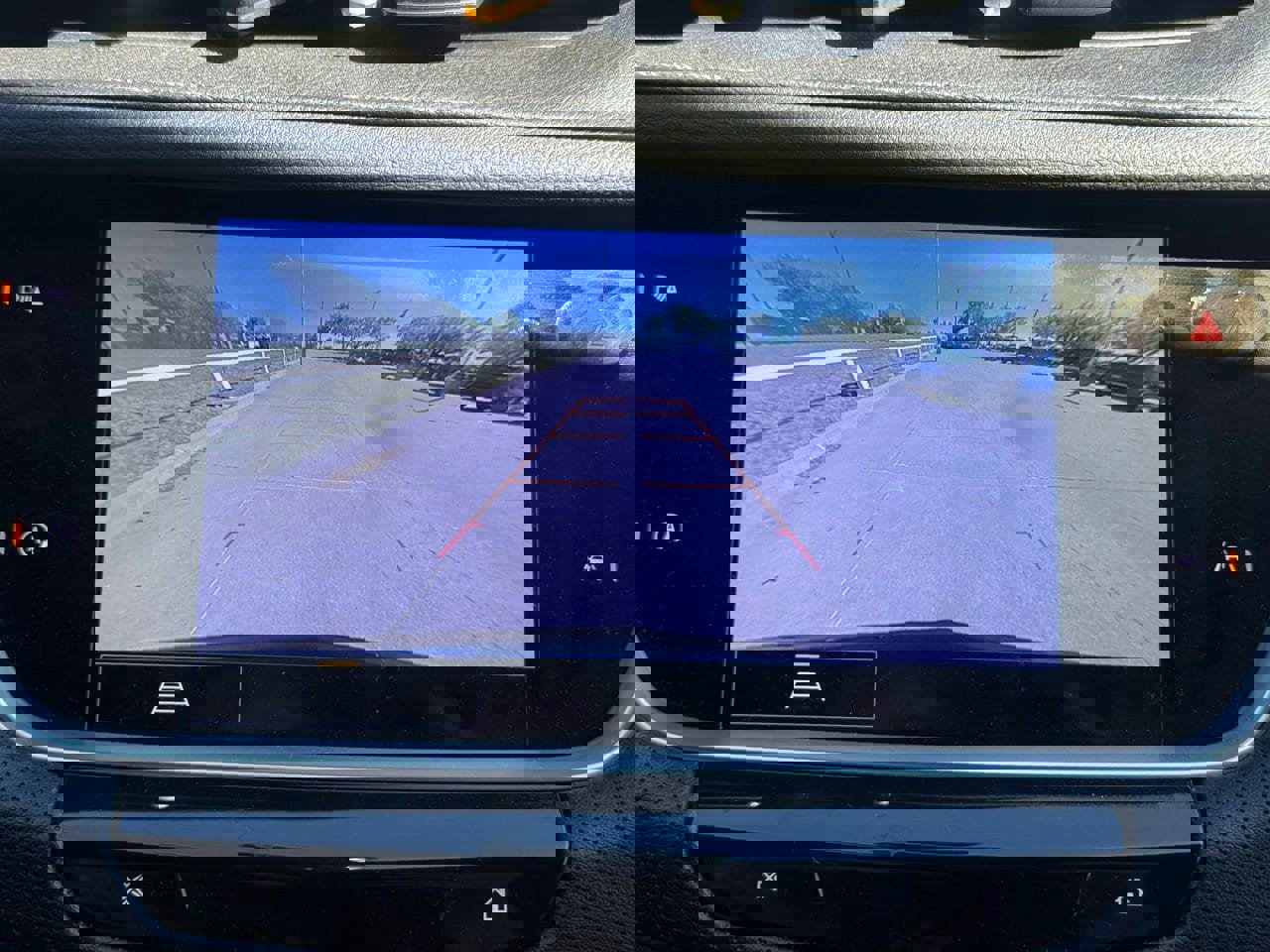 Used 2023 Cadillac XT6 Luxury image 12