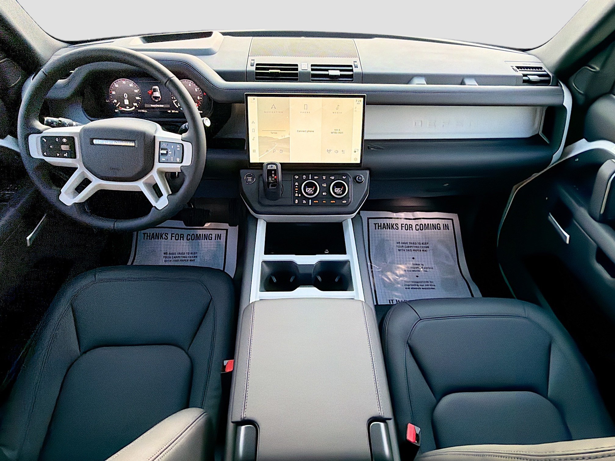 New 2026 Land Rover Defender 110 X-Dynamic SE AWD/4WD image 15