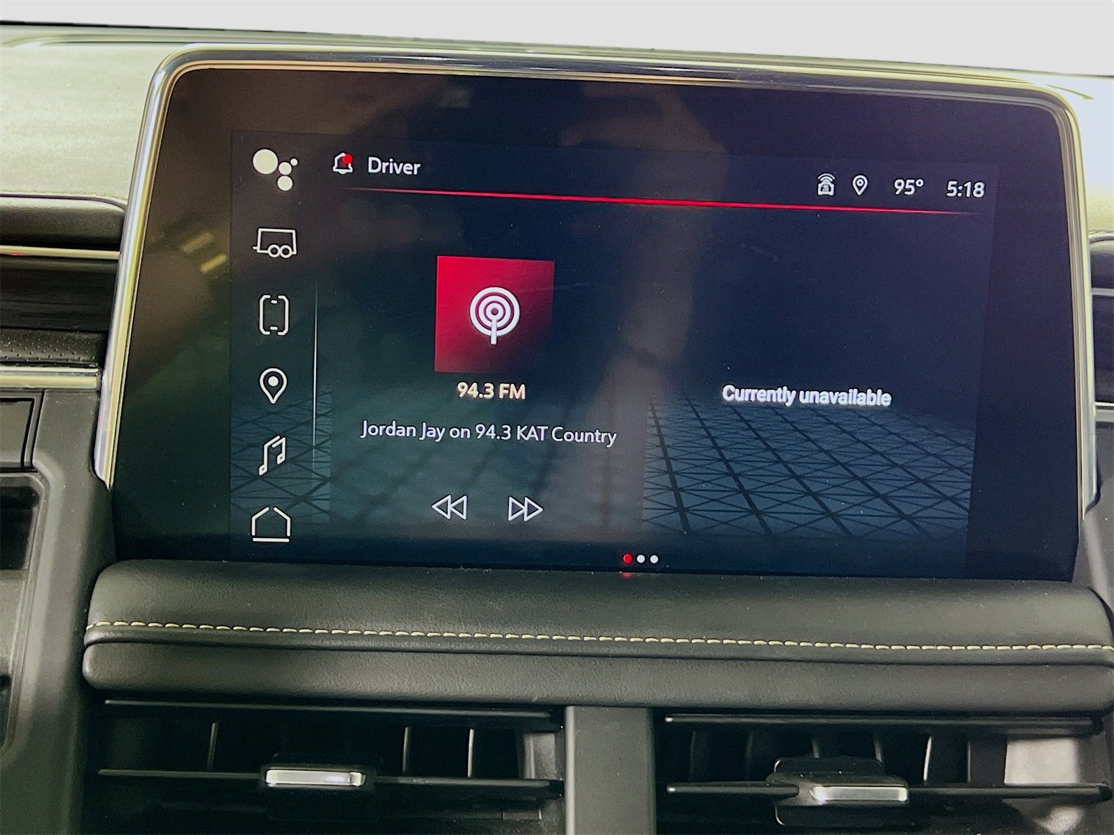 Used 2023 GMC Yukon XL SLT image 15