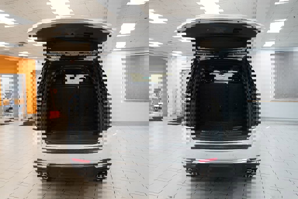 New 2026 Chevrolet Tahoe High Country image 10