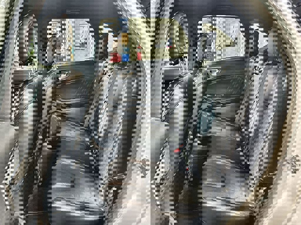 Used 2019 Ford Edge ST w/ Convenience Package image 25