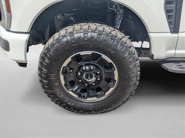 New 2026 Ford F350 Platinum w/ Tremor Off-Road Package AWD/4WD image 9