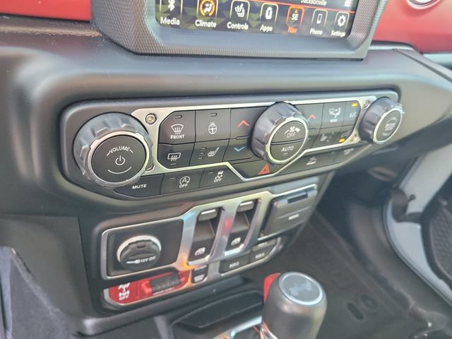 Used 2023 Jeep Wrangler Rubicon w/ Cold Weather Group AWD/4WD image 28