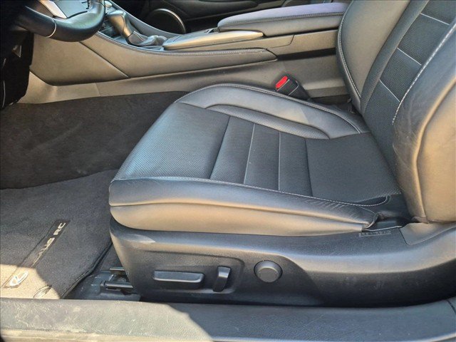 Used 2022 Lexus RC 350 RWD image 17