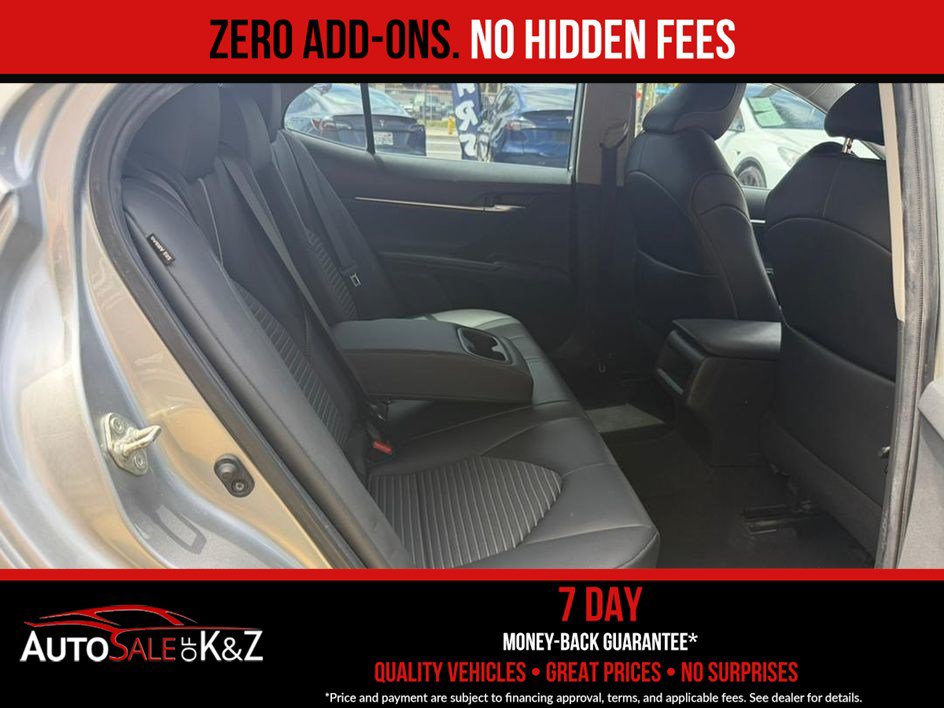 Used 2021 Toyota Camry SE FWD image 21