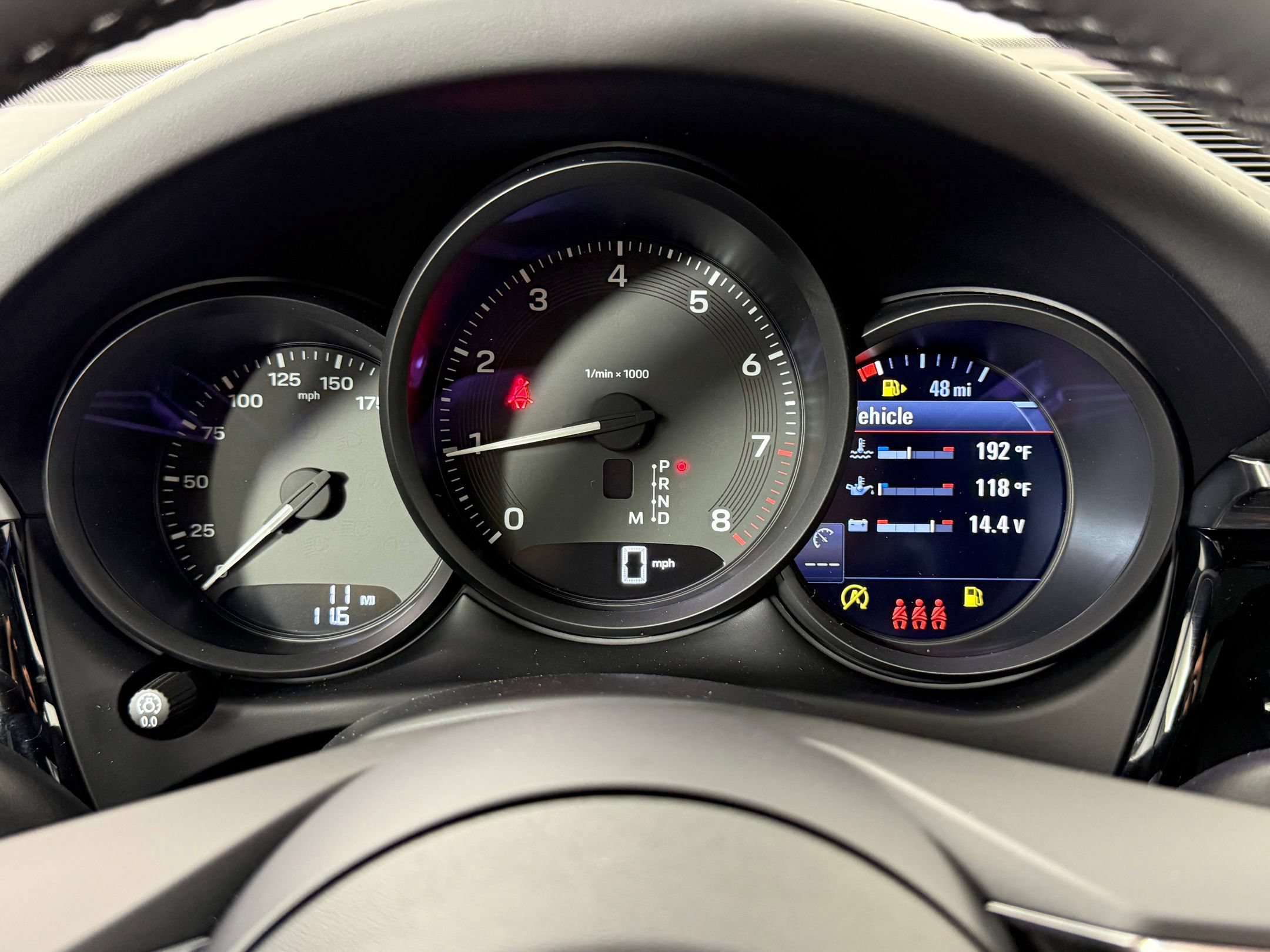 Certified 2026 Porsche Macan AWD/4WD image 24