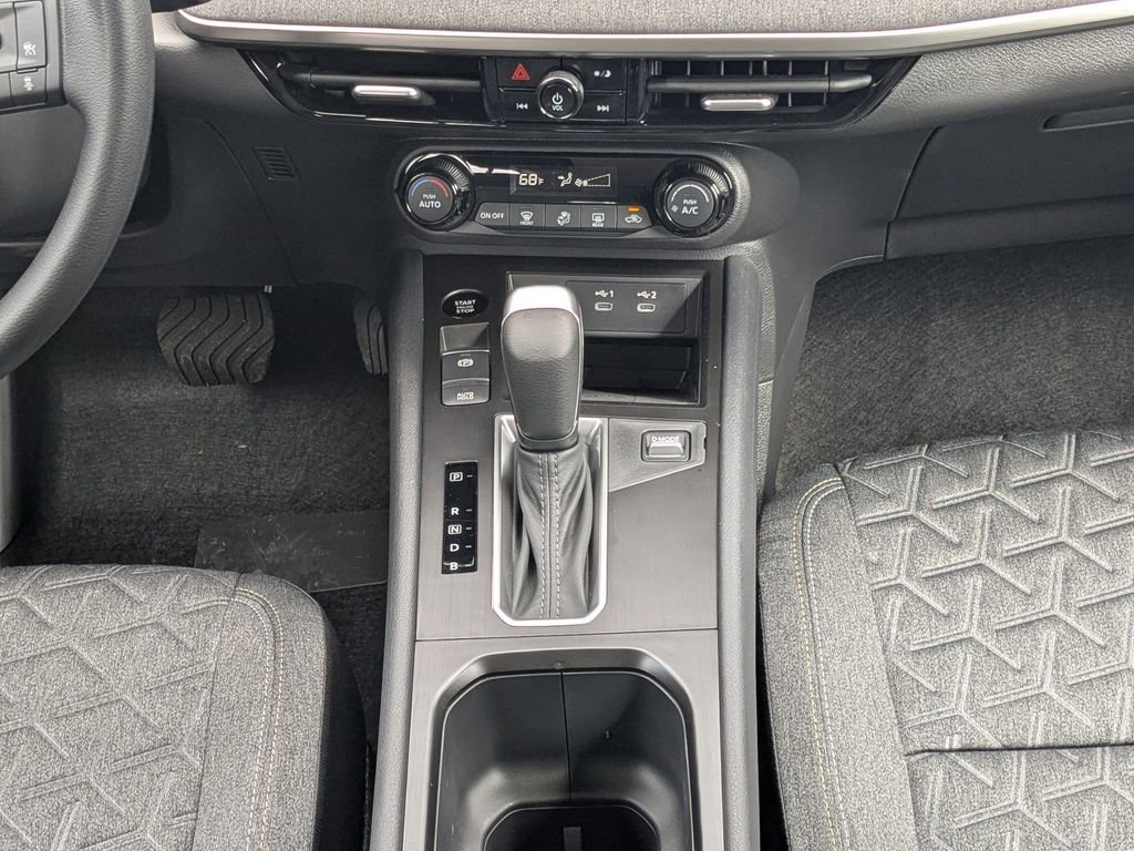 New 2026 Nissan Kicks SV image 18