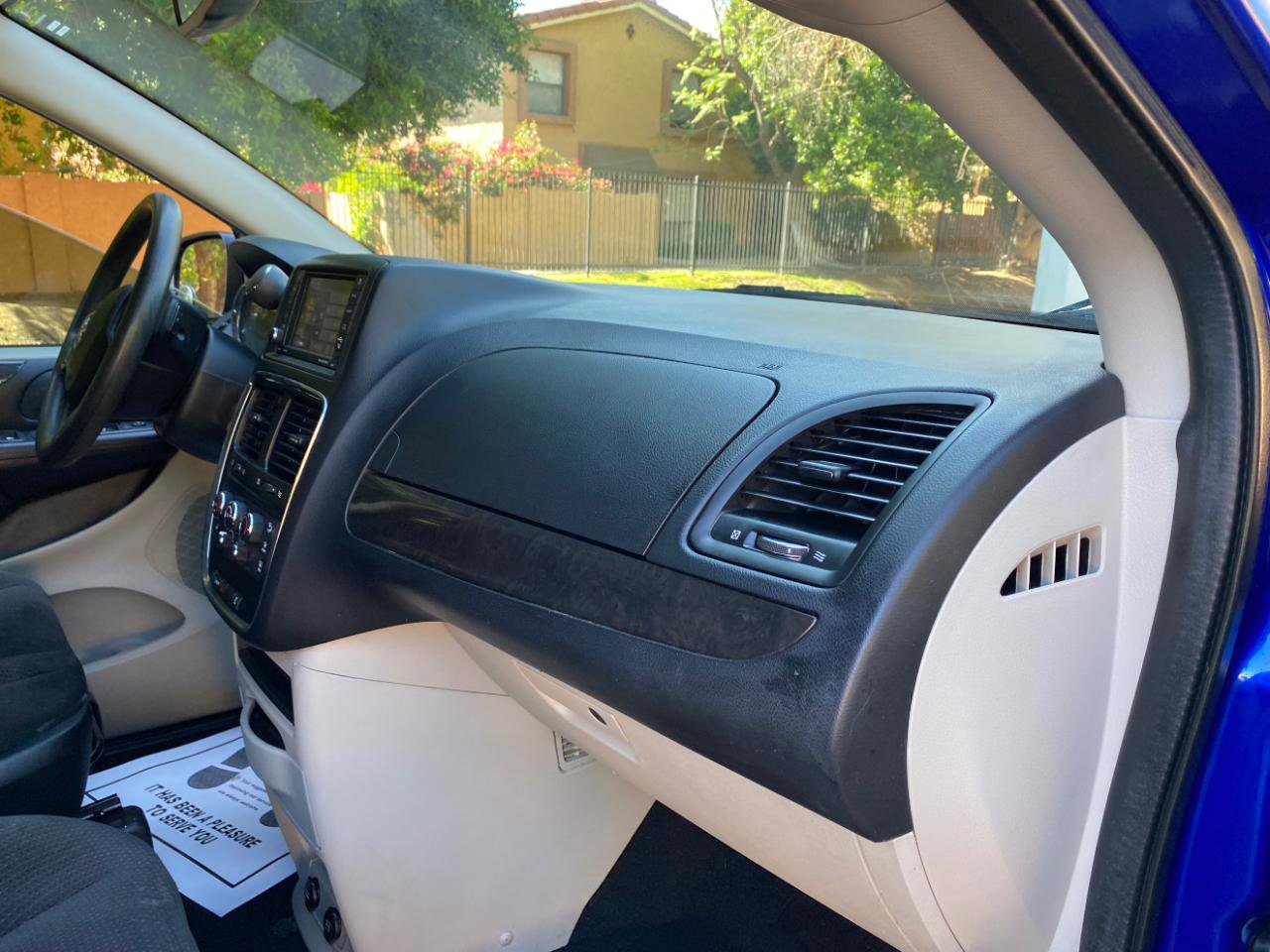 Used 2019 Dodge Grand Caravan SE FWD image 50