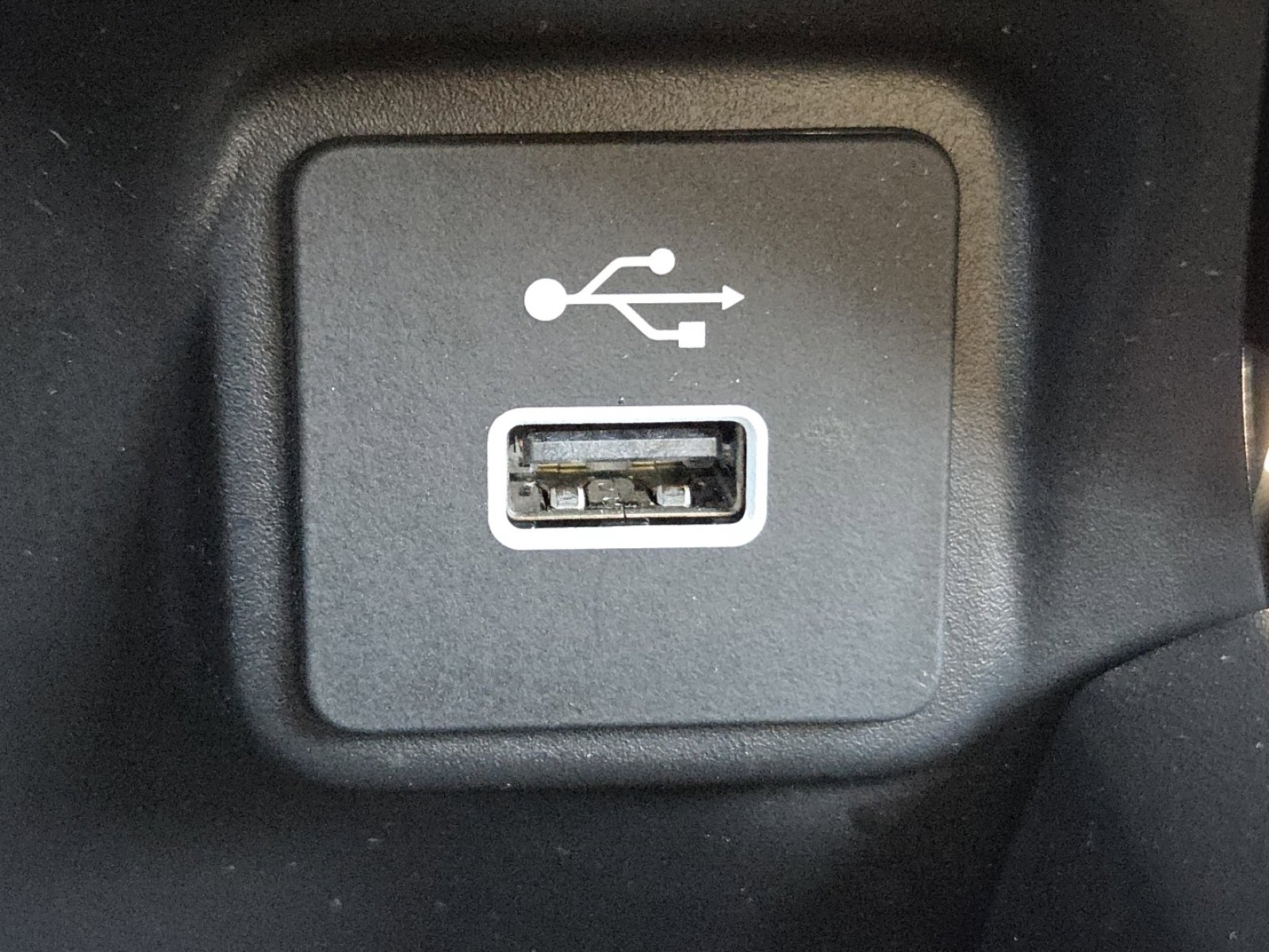Certified 2024 Honda HR-V Sport image 6