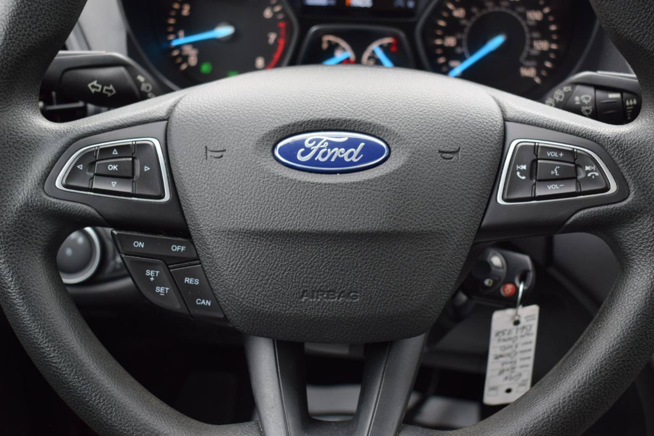 Used 2018 Ford Escape SE FWD image 14