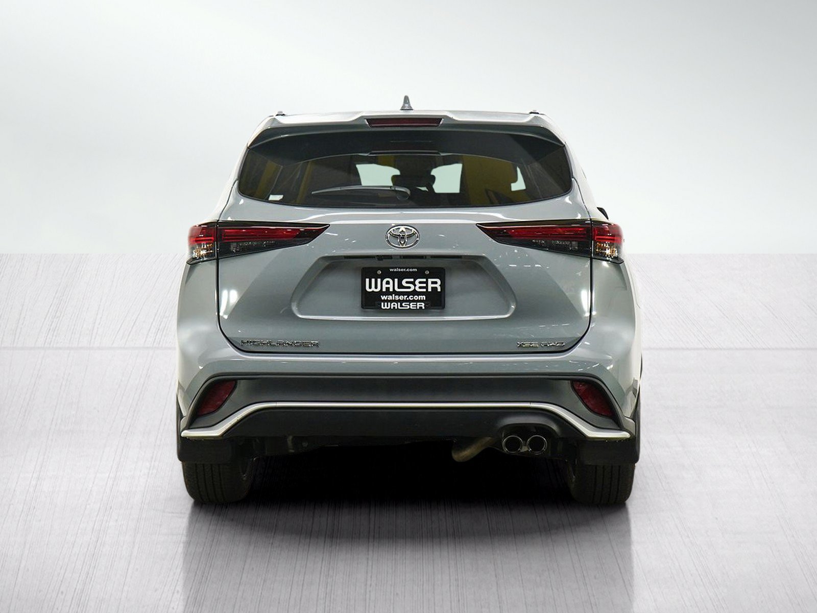 Certified 2025 Toyota Highlander XSE AWD/4WD image 4