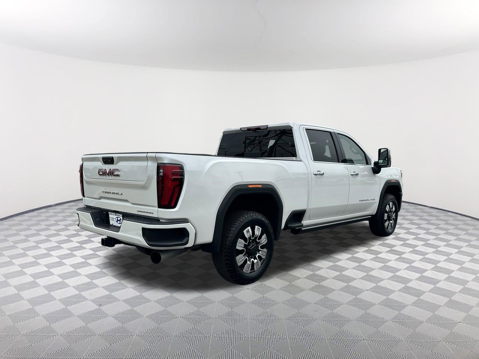 Used 2025 GMC Sierra 2500 Denali w/ Denali Reserve Package image 7