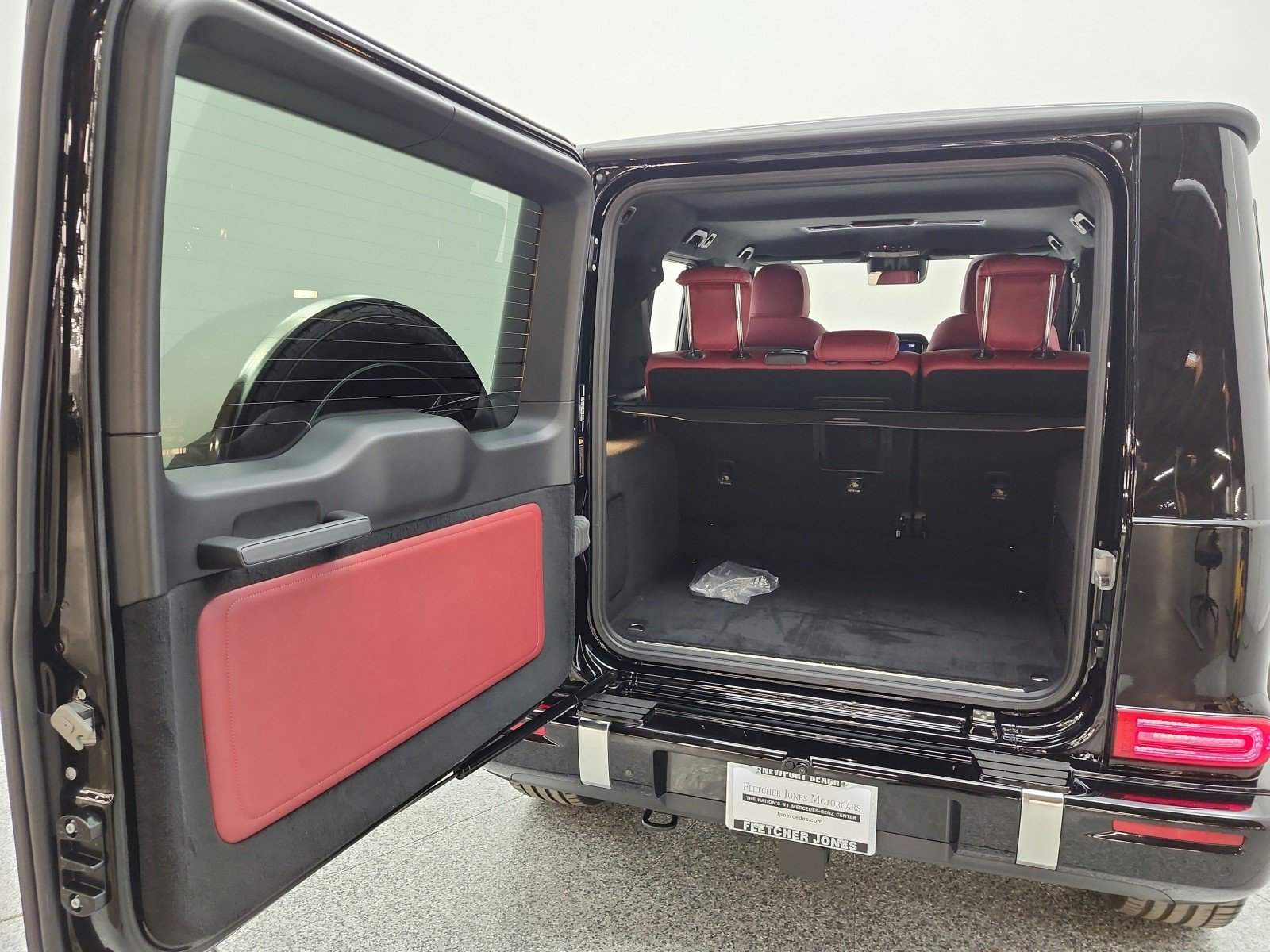 Used 2025 Mercedes-Benz G 550 image 18