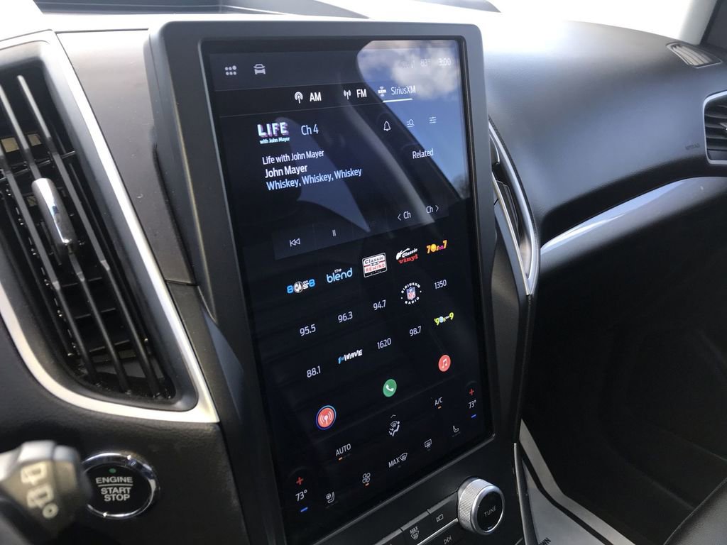 Used 2024 Ford Edge SEL w/ Convenience Package image 16