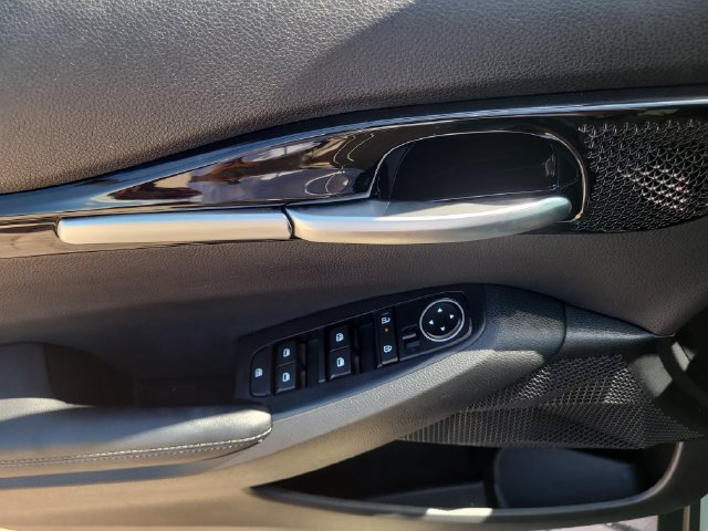 Used 2025 Kia Seltos EX w/ EX Sunroof Package FWD image 17