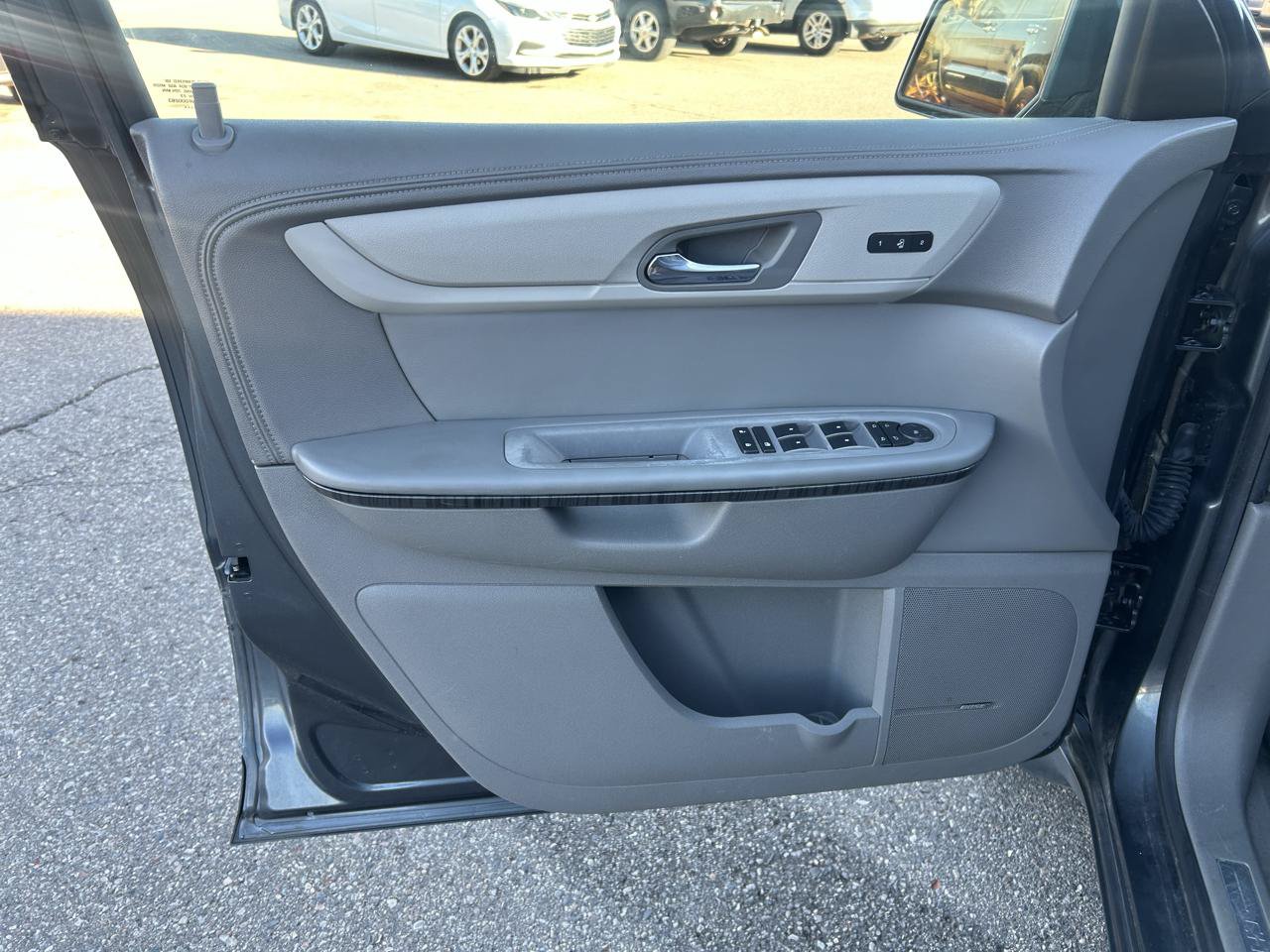 Used 2013 Chevrolet Traverse LTZ AWD/4WD image 15