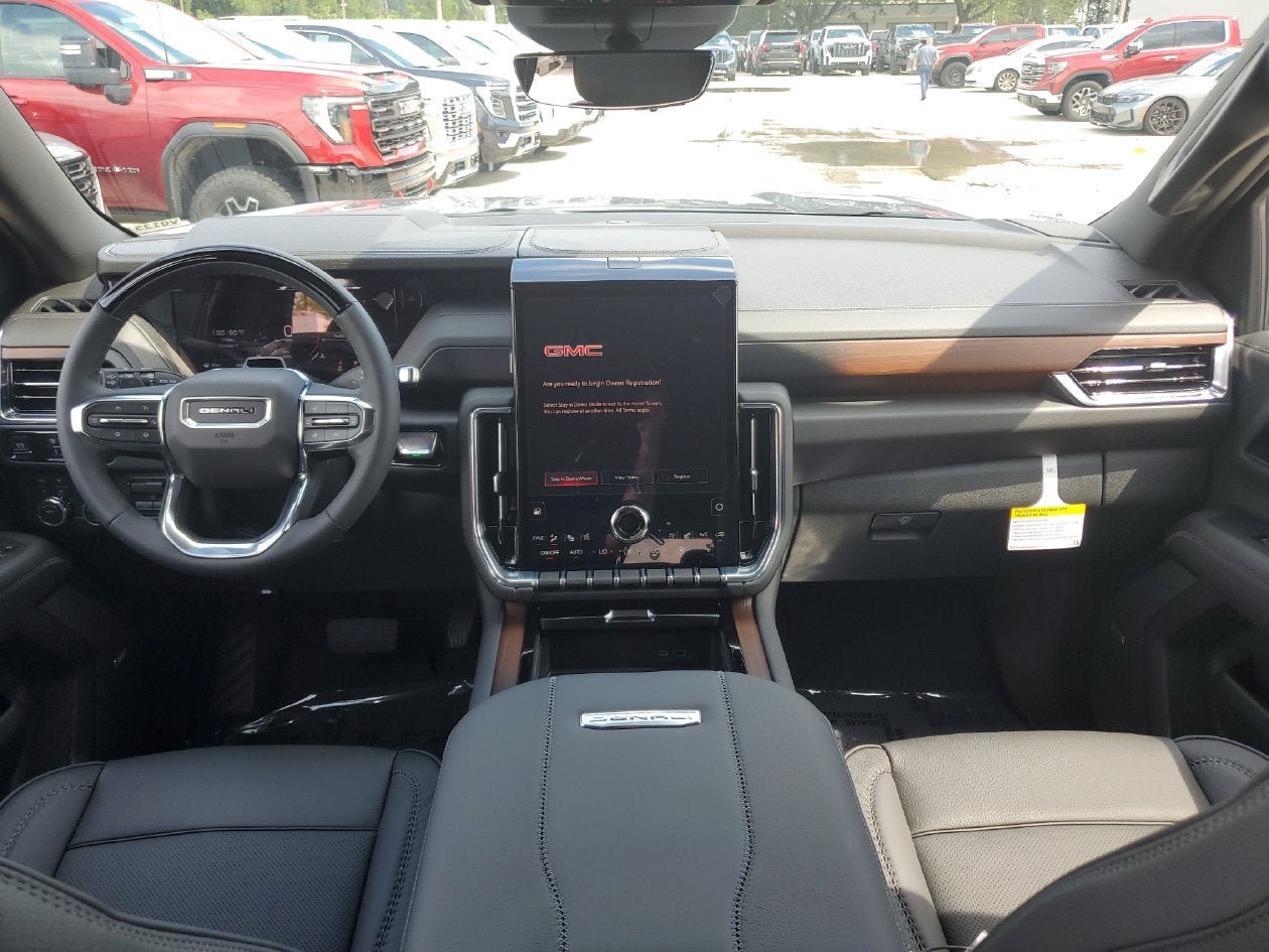 New 2027 GMC Yukon Denali w/ Denali Reserve Package AWD/4WD image 12