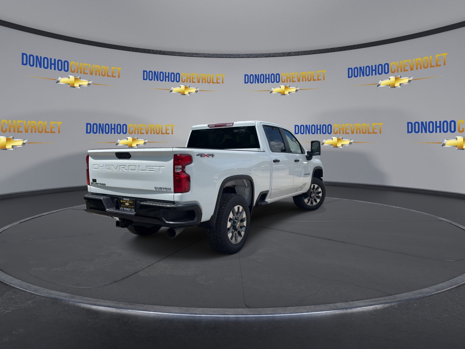 New 2026 Chevrolet Silverado 2500 Custom w/ Custom Value Package AWD/4WD image 8