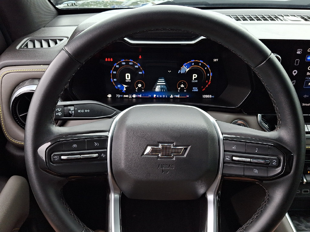 Used 2024 Chevrolet Colorado ZR2 w/ Technology Package AWD/4WD image 17