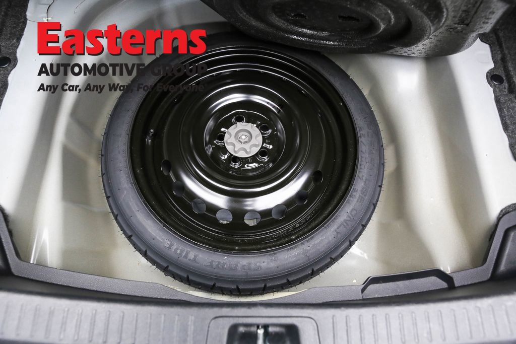 Used 2025 Toyota Corolla LE image 22