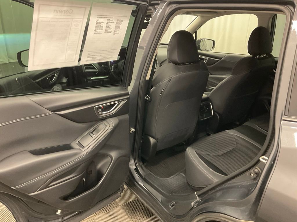 Used 2022 Subaru Forester Premium image 25