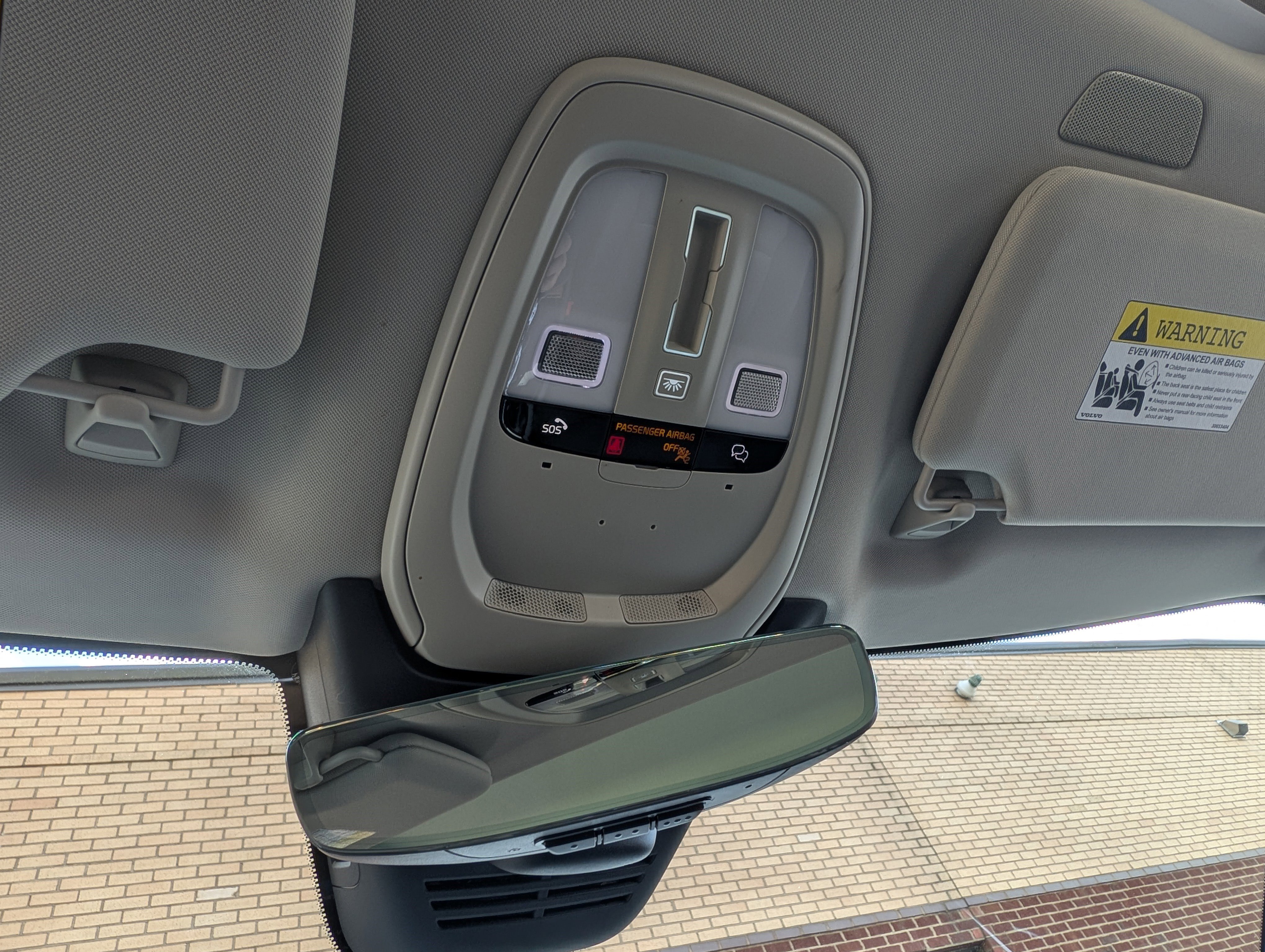 Used 2024 Volvo XC90 T8 Plus w/ Protection Package Premier image 31