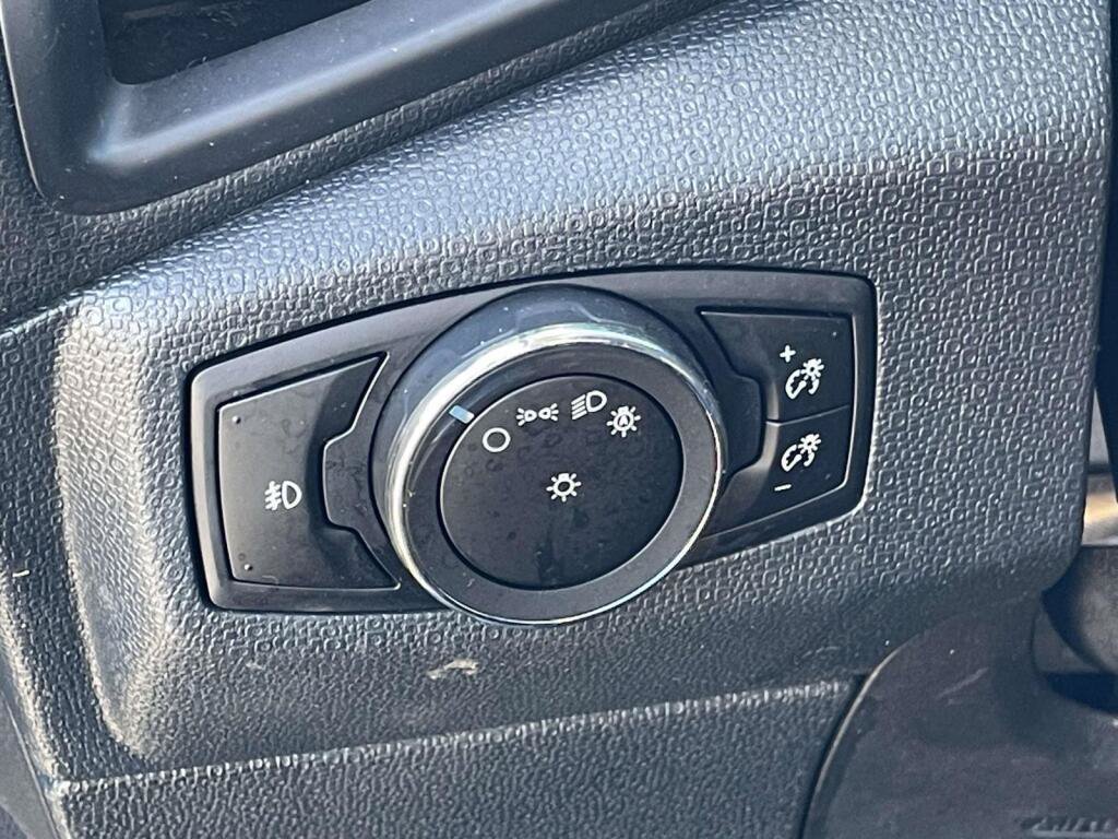 Used 2020 Ford EcoSport SE FWD image 33