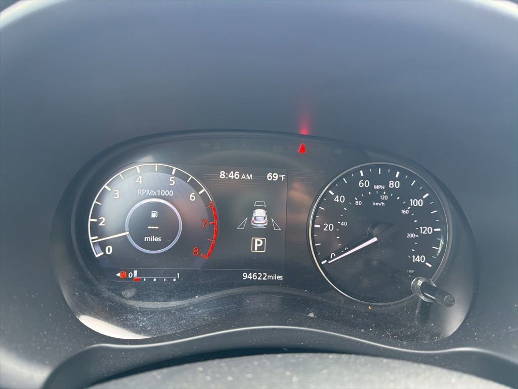 Used 2022 Nissan Kicks SV image 10