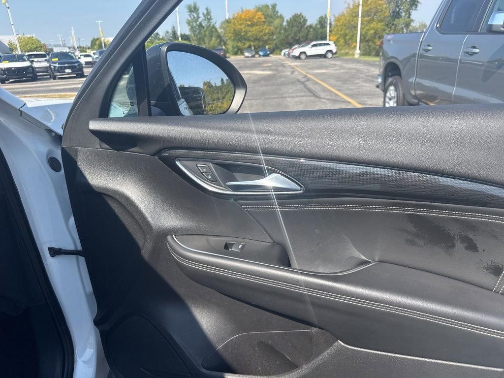 Used 2023 Buick Envision Essence w/ Sport Touring Package image 15