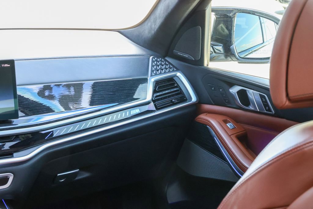 Used 2023 BMW X7 M60i w/ Executive Package AWD/4WD image 35