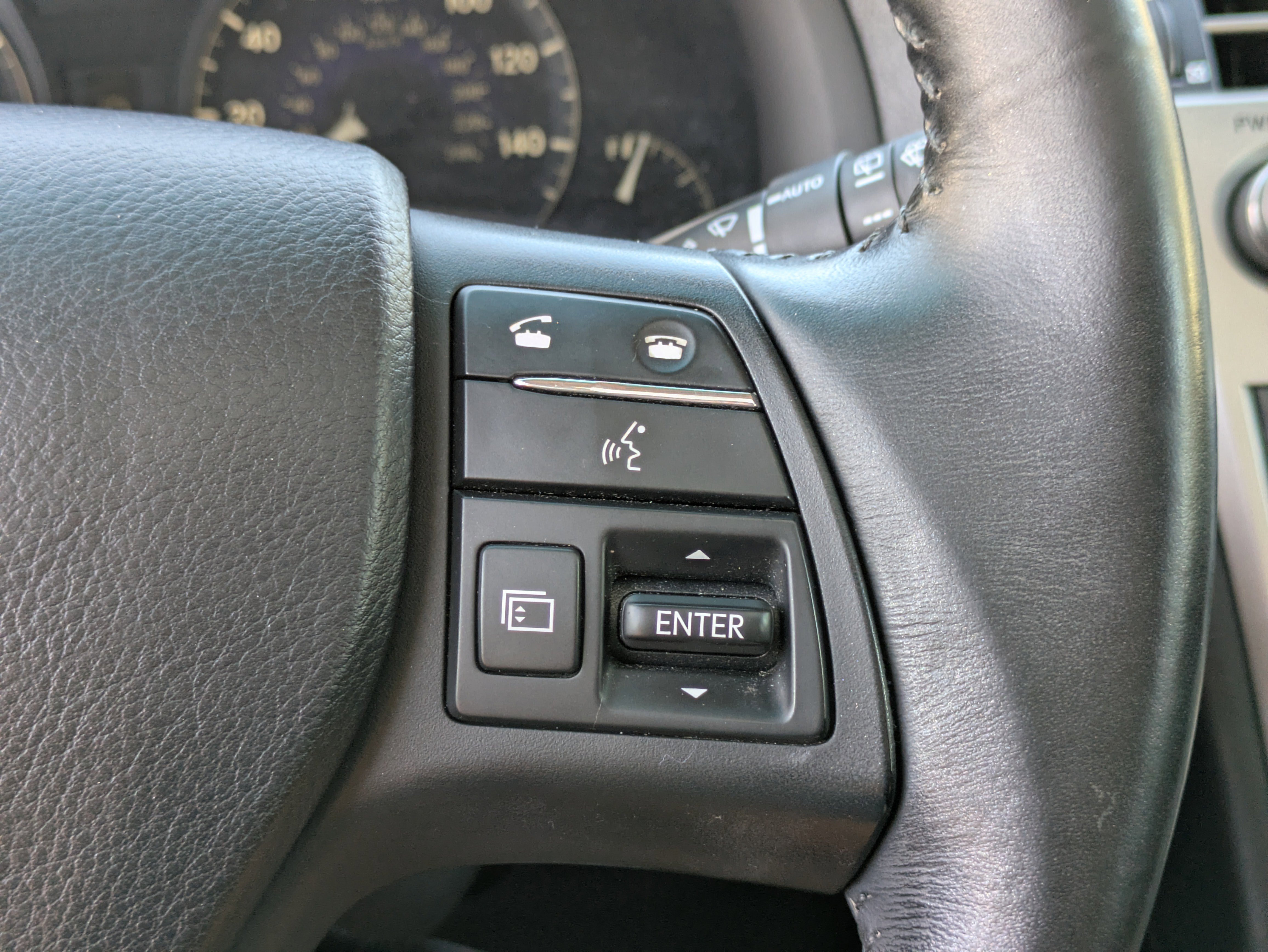 Used 2011 Lexus RX 350 AWD image 25