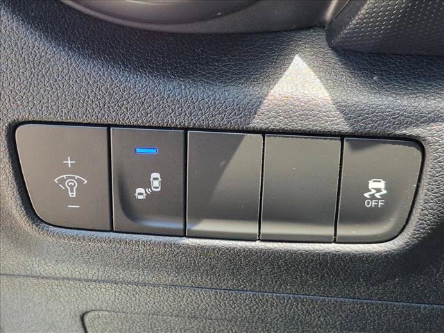 Used 2018 Hyundai Kona Limited FWD image 10